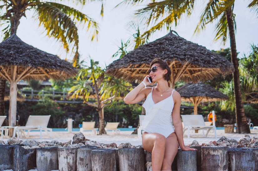 Embrace the Island Vibes