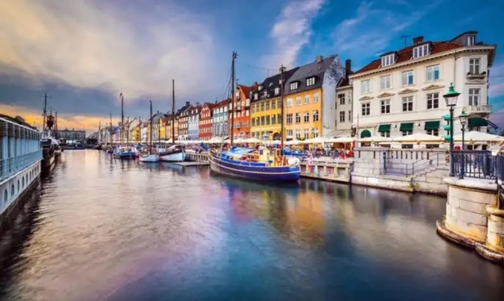 How do I get from Denmark to Spain?